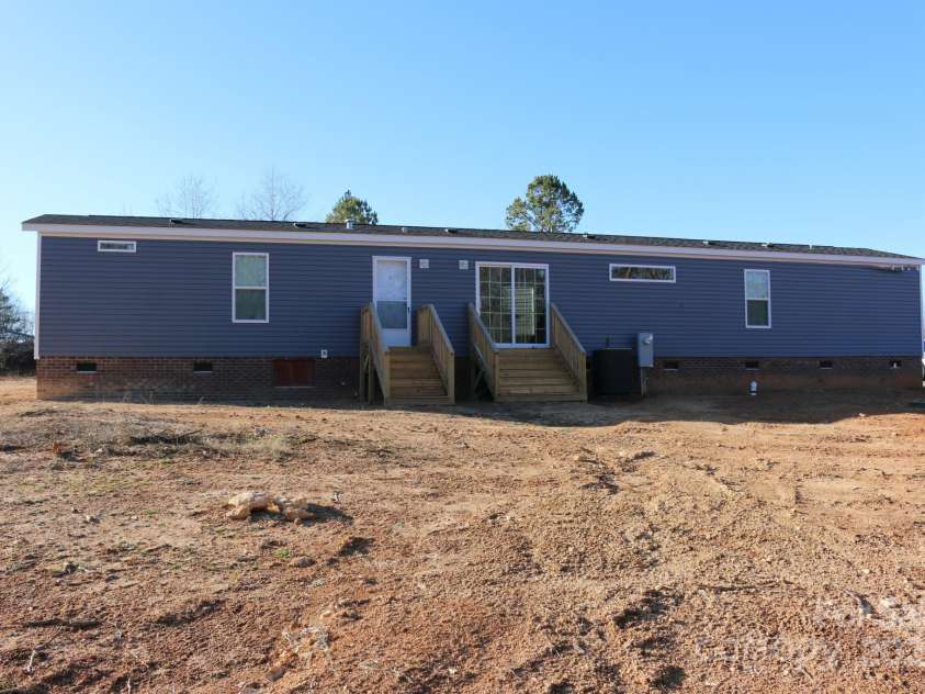 426 Sellerstown Road, Kings Mountain, NC 28086.  MLS# CAR4219049, YatesRealty ID 655. 