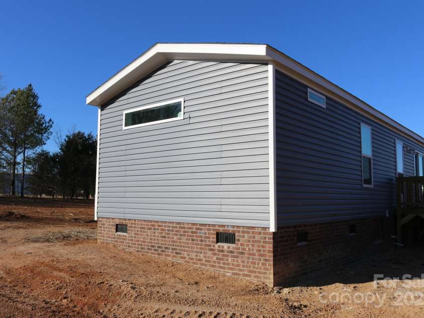 426 Sellerstown Road, Kings Mountain, NC 28086.  MLS# CAR4219049, YatesRealty ID 655. 