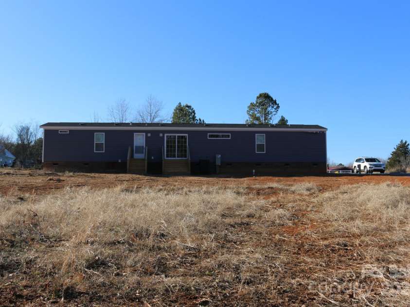 426 Sellerstown Road, Kings Mountain, NC 28086.  MLS# CAR4219049, YatesRealty ID 655. 