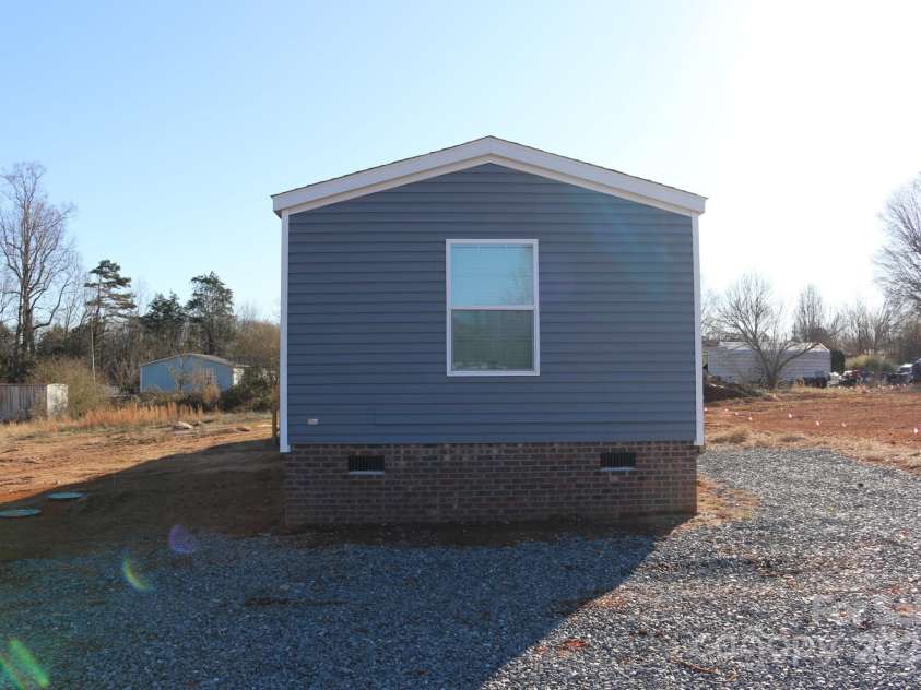 426 Sellerstown Road, Kings Mountain, NC 28086.  MLS# CAR4219049, YatesRealty ID 655. 