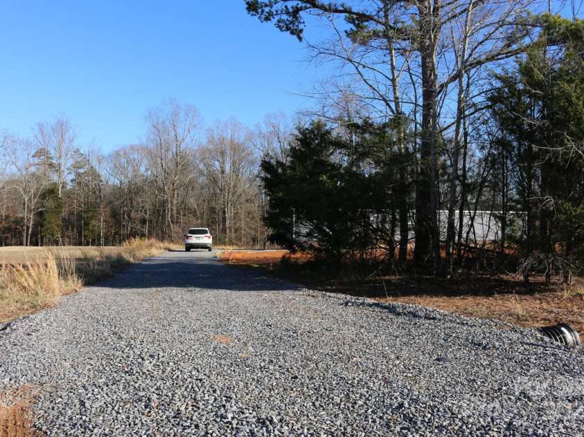 426 Sellerstown Road, Kings Mountain, NC 28086.  MLS# CAR4219049, YatesRealty ID 655. 