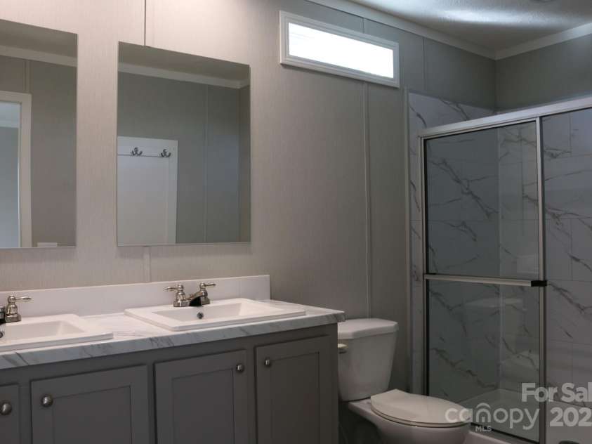 426 Sellerstown Road, Kings Mountain, NC 28086.  MLS# CAR4219049, YatesRealty ID 655. 