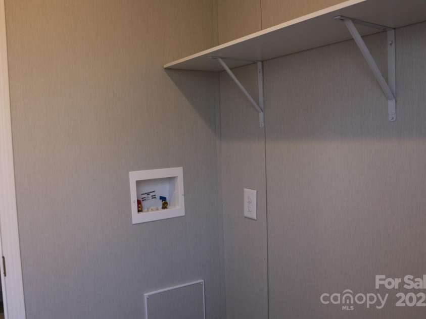 426 Sellerstown Road, Kings Mountain, NC 28086.  MLS# CAR4219049, YatesRealty ID 655. 