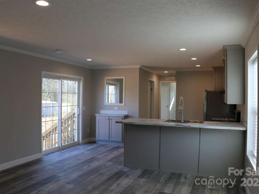 426 Sellerstown Road, Kings Mountain, NC 28086.  MLS# CAR4219049, YatesRealty ID 655. 