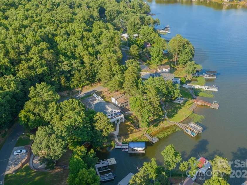 592 Shoreline Road, New London, NC 28127.  MLS# CAR4255512, YatesRealty ID 655. 