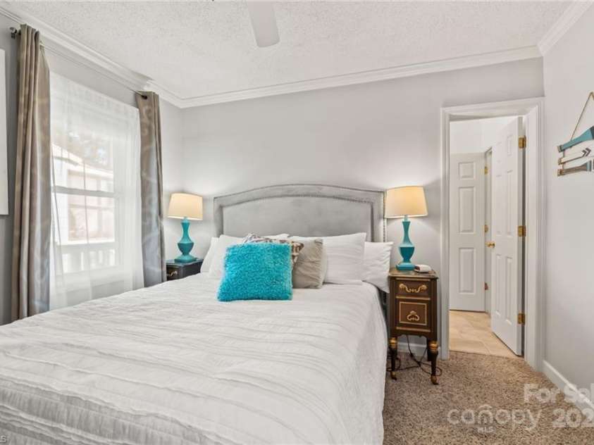 592 Shoreline Road, New London, NC 28127.  MLS# CAR4255512, YatesRealty ID 655. 