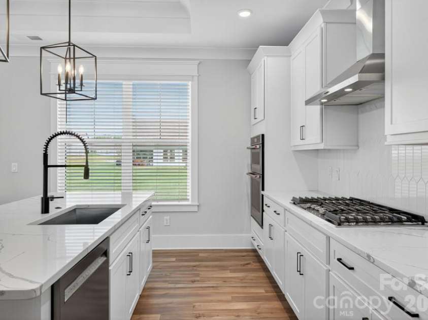 1652 Dresden Drive, Rock Hill, SC 29732.  MLS# CAR4404746, YatesRealty ID 6550. 