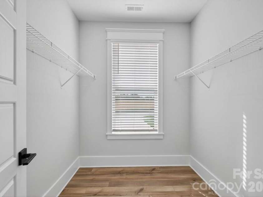 1652 Dresden Drive, Rock Hill, SC 29732.  MLS# CAR4404746, YatesRealty ID 6550. 
