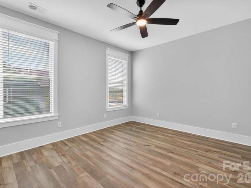 1652 Dresden Drive, Rock Hill, SC 29732.  MLS# CAR4404746, YatesRealty ID 6550. 