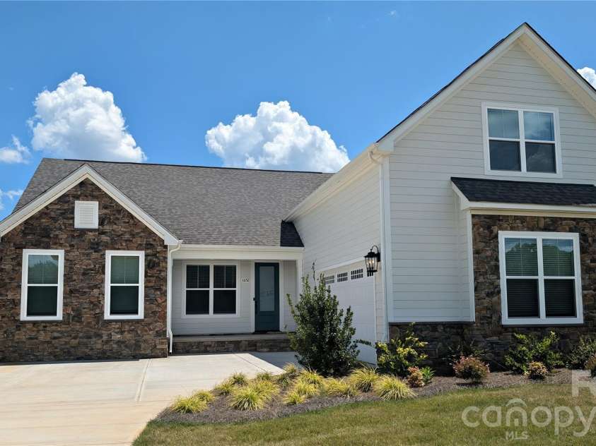 1652 Dresden Drive, Rock Hill, SC 29732.  MLS# CAR4404746, YatesRealty ID 6550. 