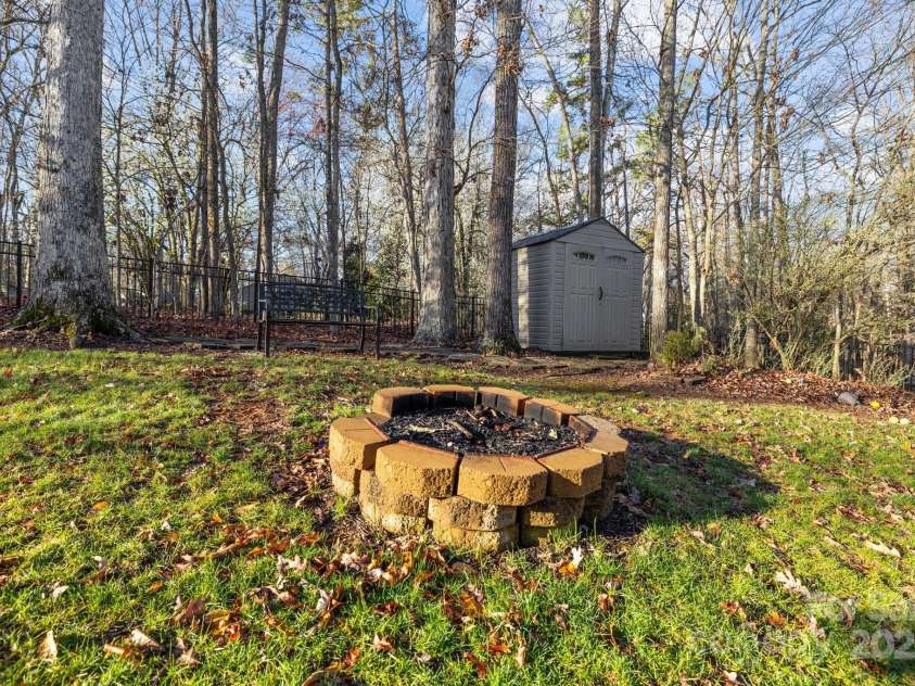 437 Buttermere Road, Fort Mill, SC 29715.  MLS# CAR4226141, YatesRealty ID 6550. 