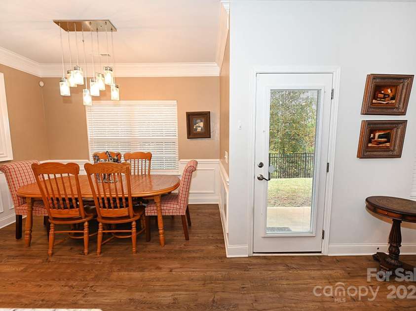 126 Fleming Drive, Statesville, NC 28677.  MLS# CAR4196929, YatesRealty ID 6552. 