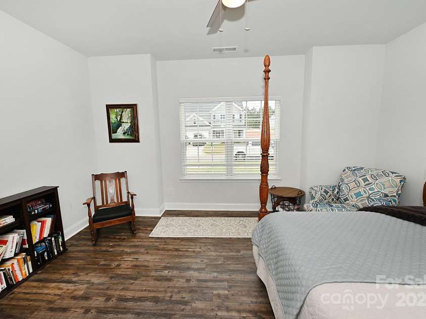 126 Fleming Drive, Statesville, NC 28677.  MLS# CAR4196929, YatesRealty ID 6552. 