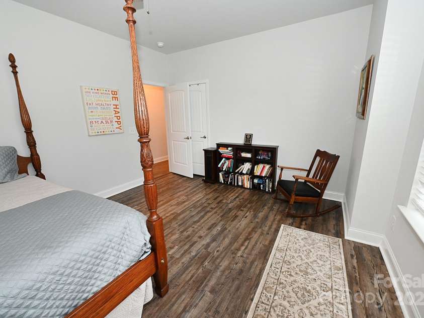 126 Fleming Drive, Statesville, NC 28677.  MLS# CAR4196929, YatesRealty ID 6552. 