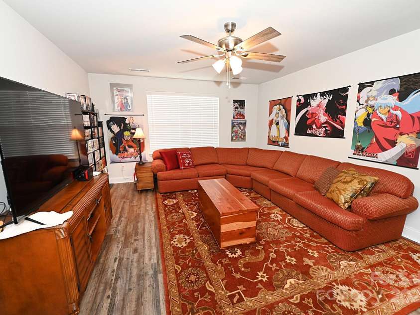 126 Fleming Drive, Statesville, NC 28677.  MLS# CAR4196929, YatesRealty ID 6552. Bonus