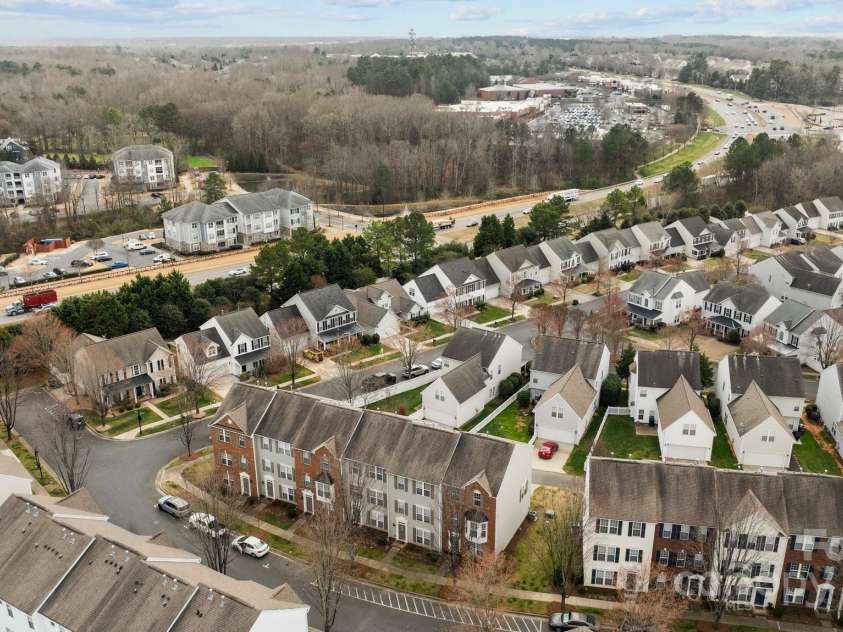 15662 King Louis Court, Charlotte, NC 28277.  MLS# CAR4227931, YatesRealty ID 6553. 