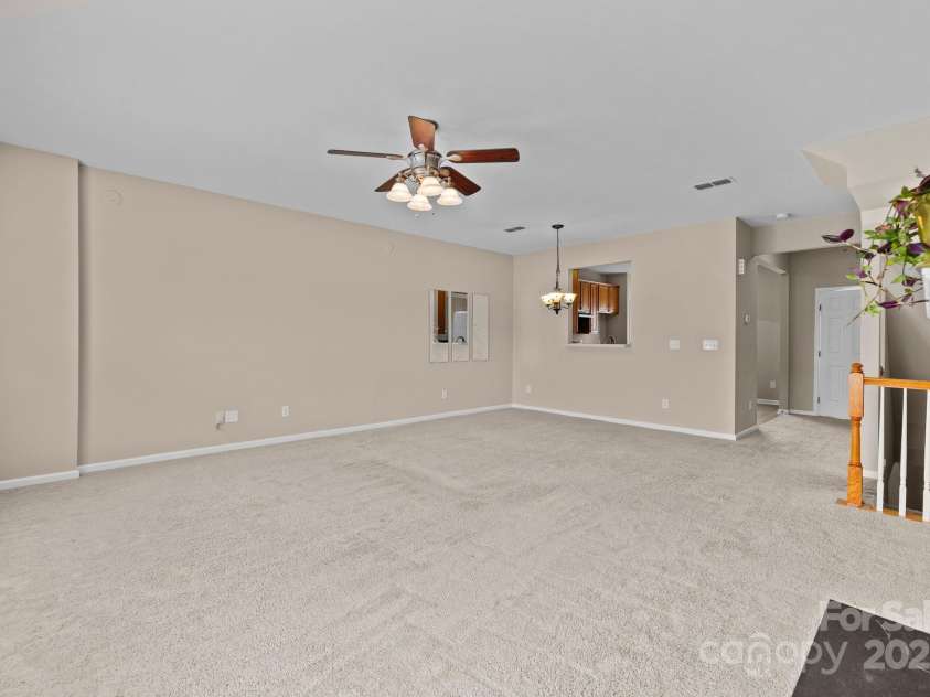 15662 King Louis Court, Charlotte, NC 28277.  MLS# CAR4227931, YatesRealty ID 6553. Living/Dining Area - Main Floor