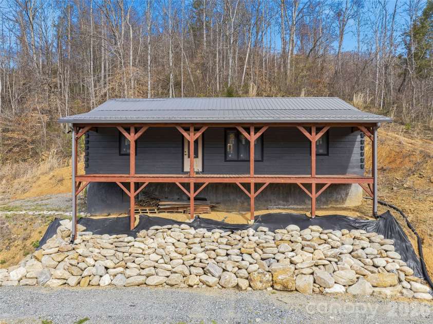 182 Whittemore Branch Road, Barnardsville, NC 28709.  MLS# CAR4361564, YatesRealty ID 6553. 