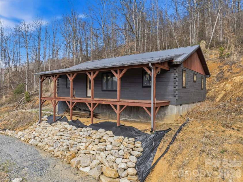 182 Whittemore Branch Road, Barnardsville, NC 28709.  MLS# CAR4361564, YatesRealty ID 6553. 
