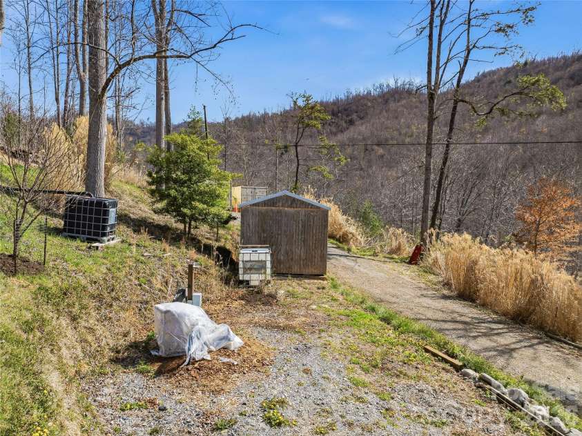 182 Whittemore Branch Road, Barnardsville, NC 28709.  MLS# CAR4361564, YatesRealty ID 6553. 