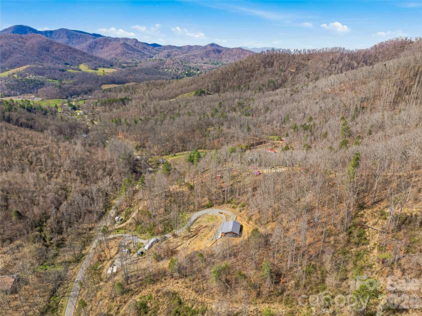 182 Whittemore Branch Road, Barnardsville, NC 28709.  MLS# CAR4361564, YatesRealty ID 6553. 