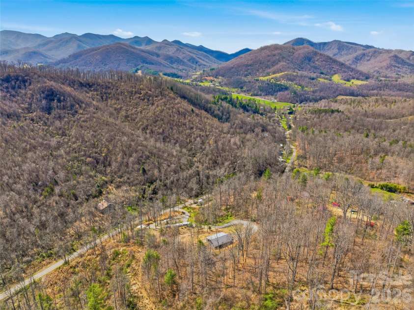 182 Whittemore Branch Road, Barnardsville, NC 28709.  MLS# CAR4361564, YatesRealty ID 6553. 