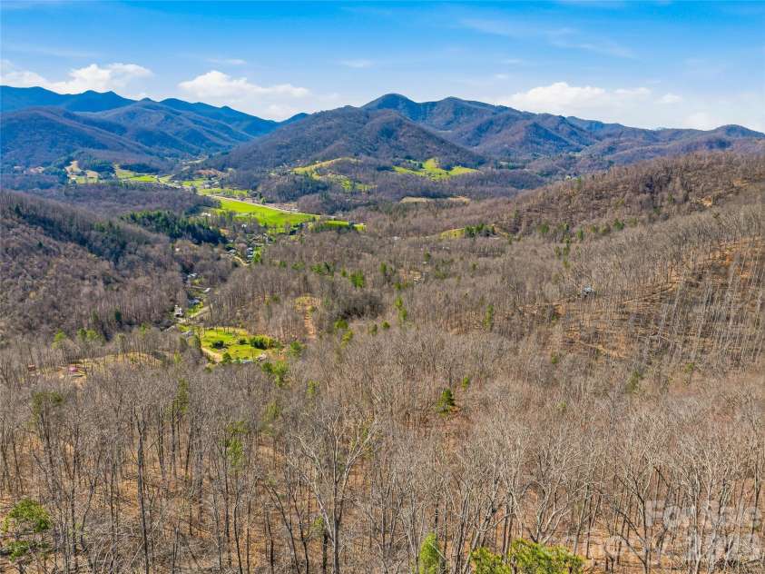 182 Whittemore Branch Road, Barnardsville, NC 28709.  MLS# CAR4361564, YatesRealty ID 6553. 