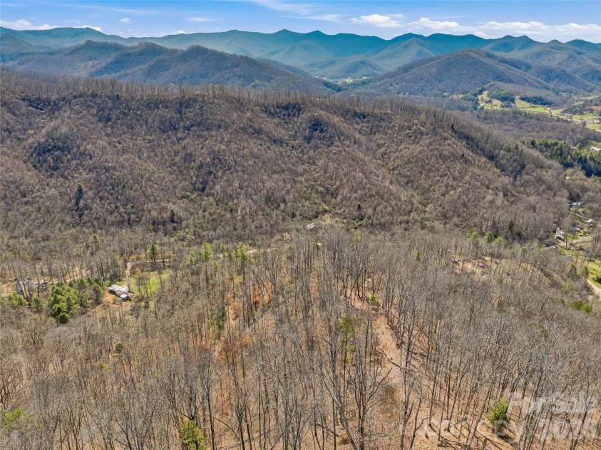 182 Whittemore Branch Road, Barnardsville, NC 28709.  MLS# CAR4361564, YatesRealty ID 6553. 
