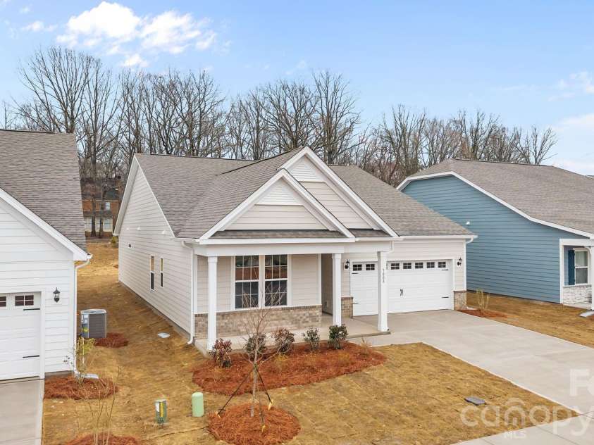 7008 Barbara Jean Lane, Wingate, NC 28174.  MLS# CAR4362692, YatesRealty ID 6554. 