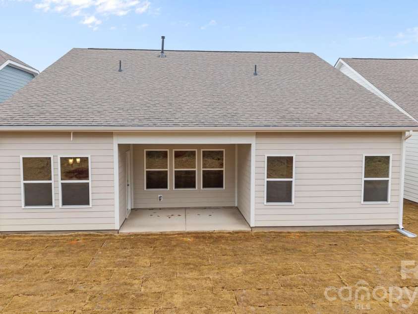7008 Barbara Jean Lane, Wingate, NC 28174.  MLS# CAR4362692, YatesRealty ID 6554. 