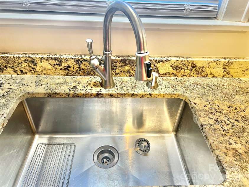 1618 4th Street, Salisbury, NC 28144.  MLS# CAR4219279, YatesRealty ID 6556. 