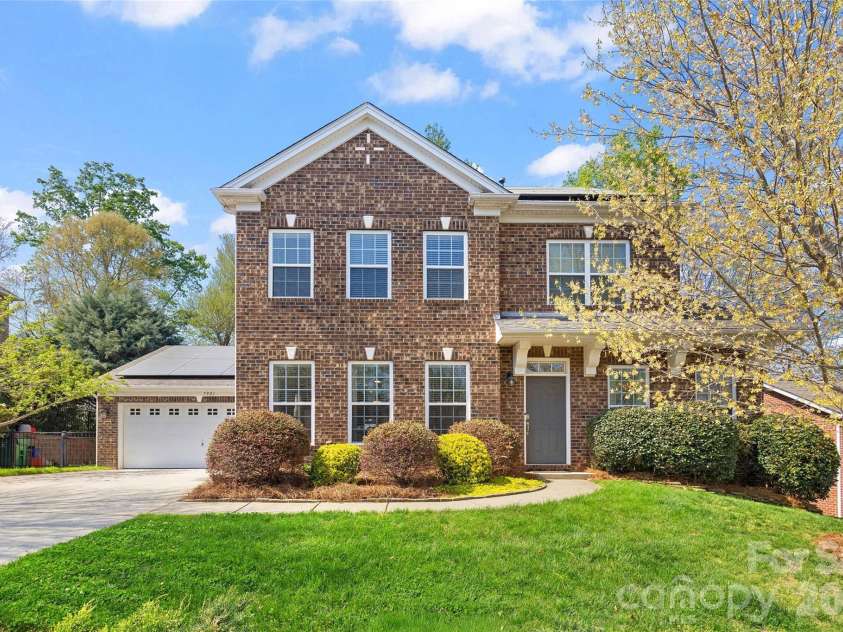 7921 Rolling Creek Court, Charlotte, NC 28270.  MLS# CAR4358909, YatesRealty ID 6557. 