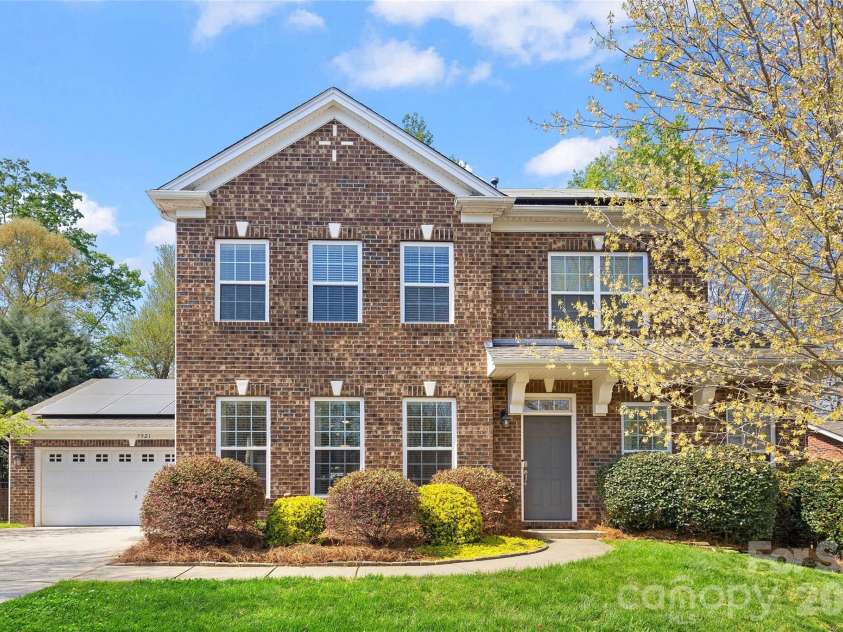 7921 Rolling Creek Court, Charlotte, NC 28270.  MLS# CAR4358909, YatesRealty ID 6557. 