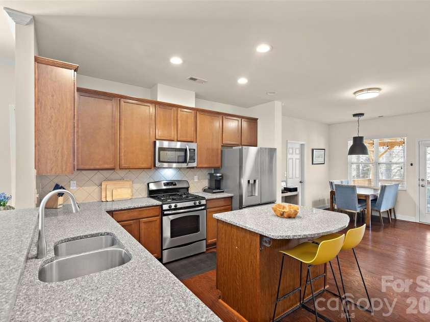 7921 Rolling Creek Court, Charlotte, NC 28270.  MLS# CAR4358909, YatesRealty ID 6557. 