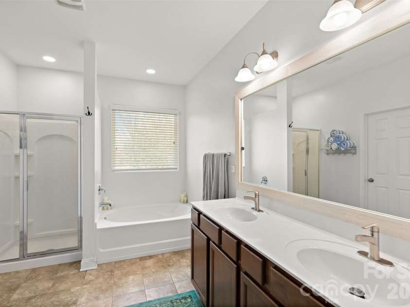 7921 Rolling Creek Court, Charlotte, NC 28270.  MLS# CAR4358909, YatesRealty ID 6557. 