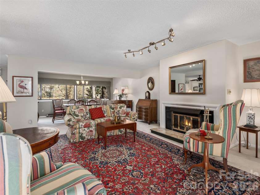 201 Crowfields Drive, Asheville, NC 28803.  MLS# CAR4362745, YatesRealty ID 6558. 