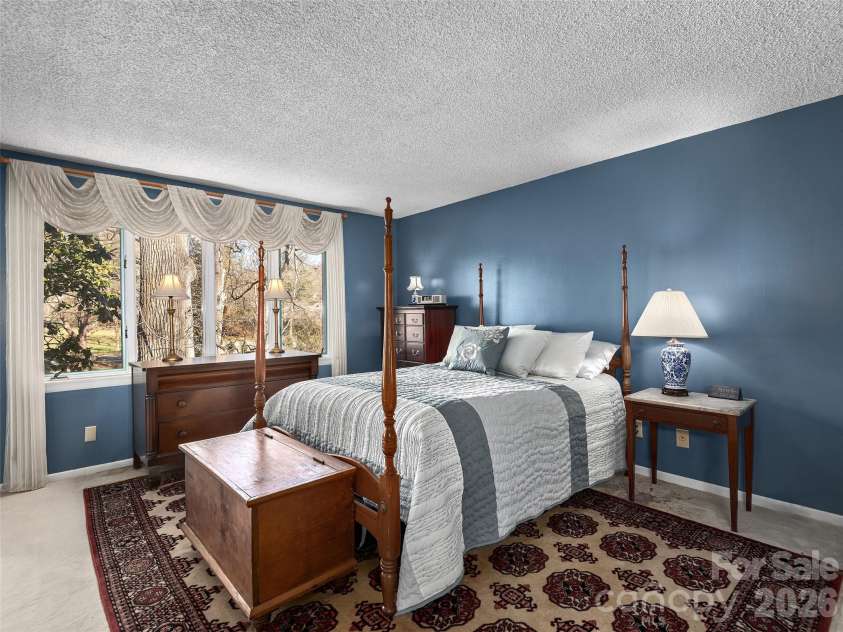 201 Crowfields Drive, Asheville, NC 28803.  MLS# CAR4362745, YatesRealty ID 6558. 