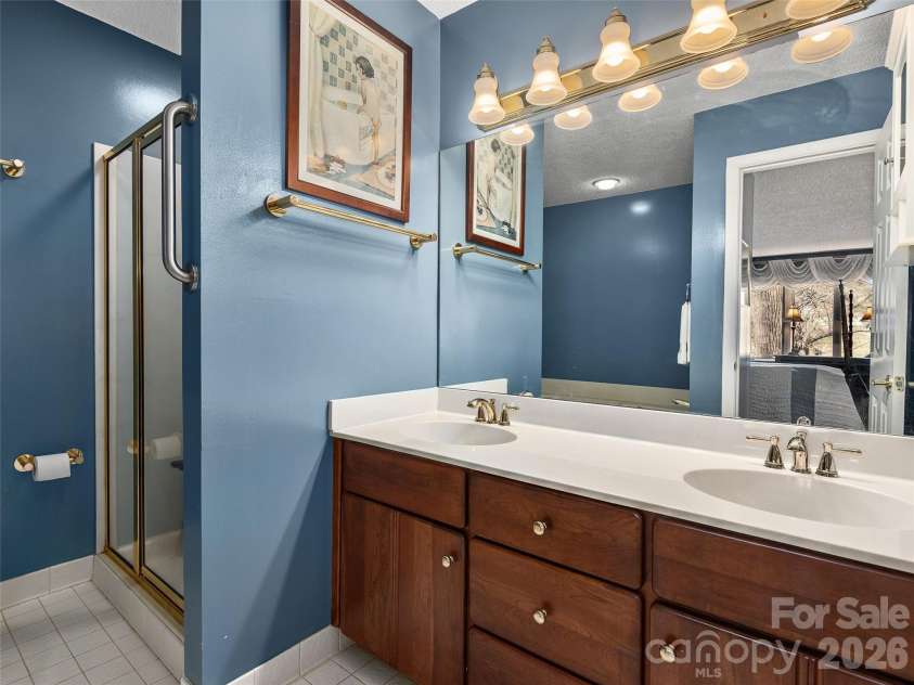 201 Crowfields Drive, Asheville, NC 28803.  MLS# CAR4362745, YatesRealty ID 6558. 