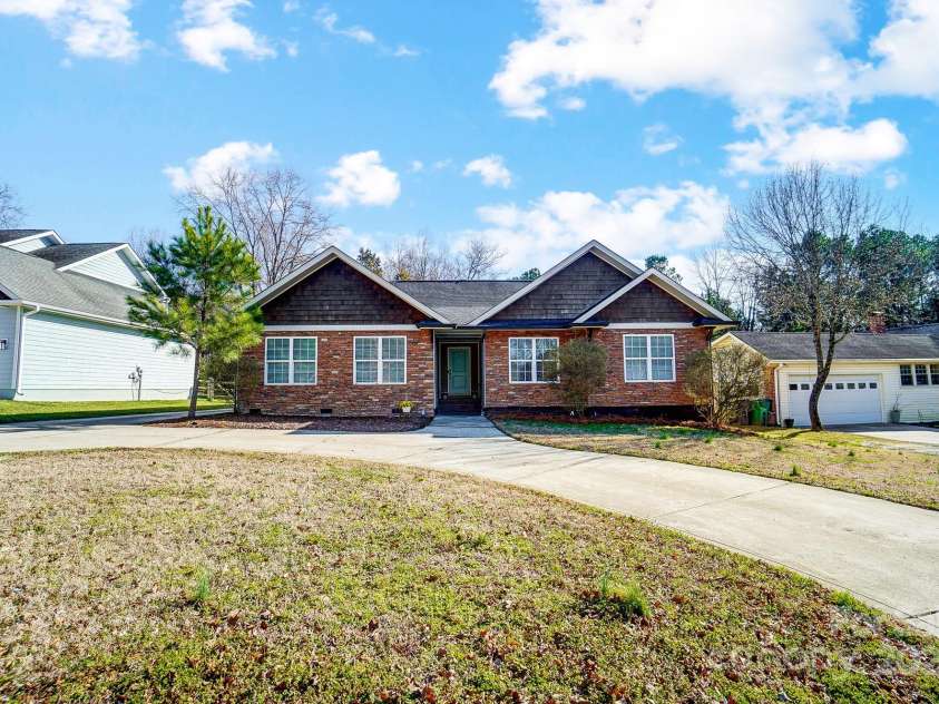 6618 Alexander Road, Charlotte, NC 28270.  MLS# CAR4265739, YatesRealty ID 6558. 