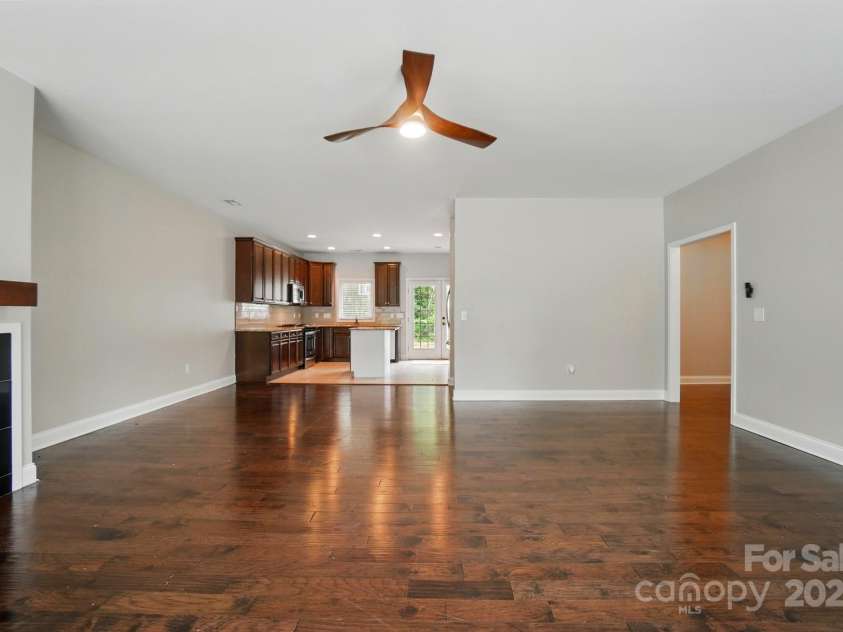 6618 Alexander Road, Charlotte, NC 28270.  MLS# CAR4265739, YatesRealty ID 6558. 