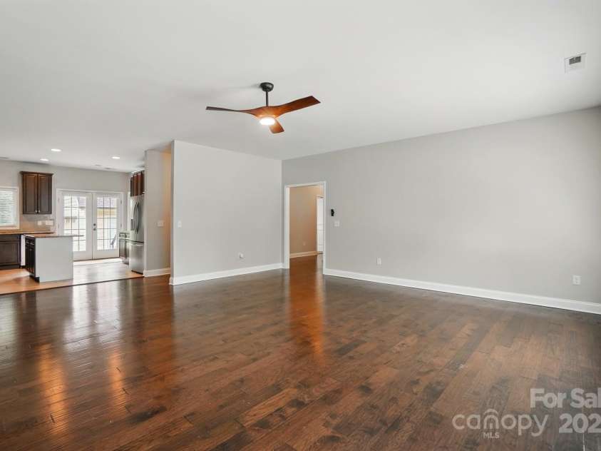 6618 Alexander Road, Charlotte, NC 28270.  MLS# CAR4265739, YatesRealty ID 6558. 