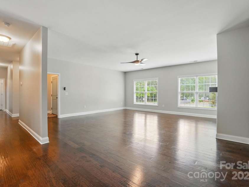 6618 Alexander Road, Charlotte, NC 28270.  MLS# CAR4265739, YatesRealty ID 6558. 