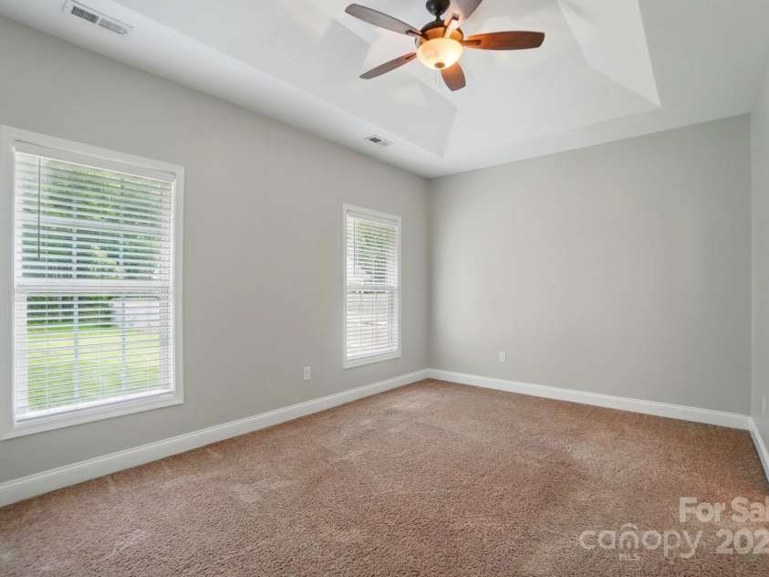 6618 Alexander Road, Charlotte, NC 28270.  MLS# CAR4265739, YatesRealty ID 6558. 