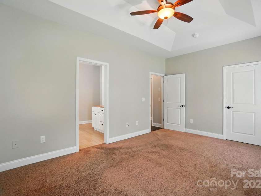 6618 Alexander Road, Charlotte, NC 28270.  MLS# CAR4265739, YatesRealty ID 6558. 