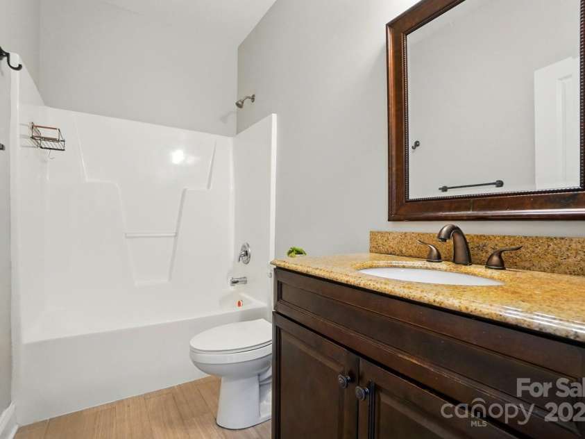 6618 Alexander Road, Charlotte, NC 28270.  MLS# CAR4265739, YatesRealty ID 6558. 