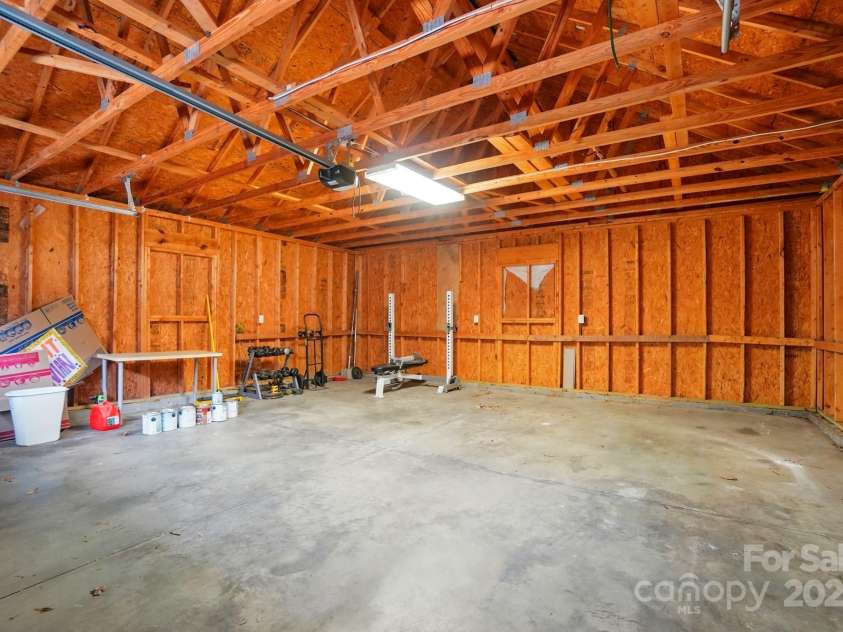 6618 Alexander Road, Charlotte, NC 28270.  MLS# CAR4265739, YatesRealty ID 6558. 