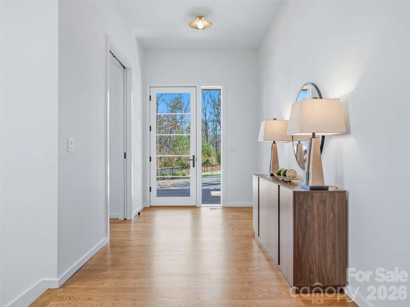 140 Upperfell Court, Asheville, NC 28803.  MLS# CAR4354018, YatesRealty ID 6559. 