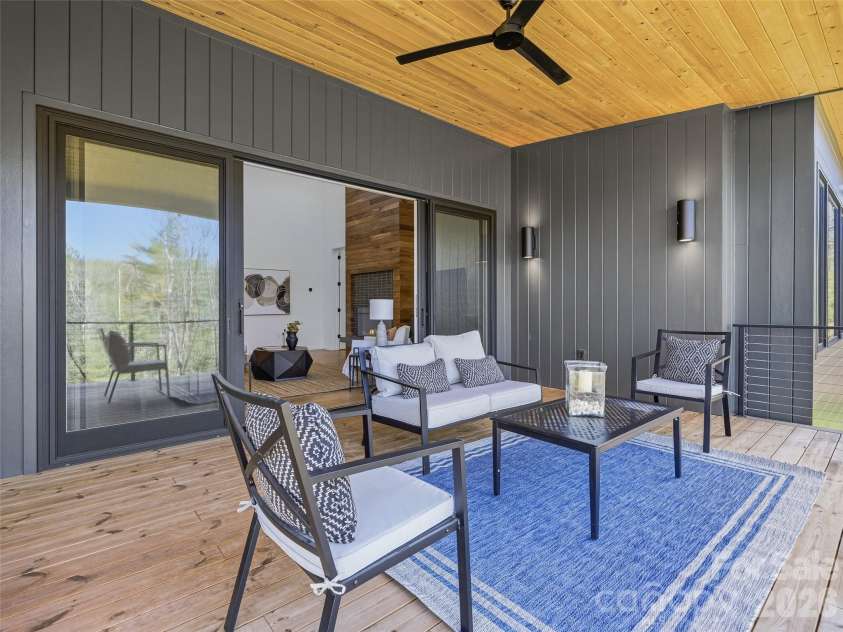 140 Upperfell Court, Asheville, NC 28803.  MLS# CAR4354018, YatesRealty ID 6559. 
