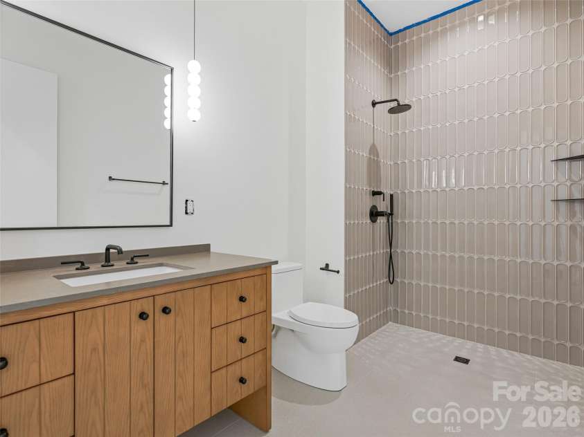 140 Upperfell Court, Asheville, NC 28803.  MLS# CAR4354018, YatesRealty ID 6559. 