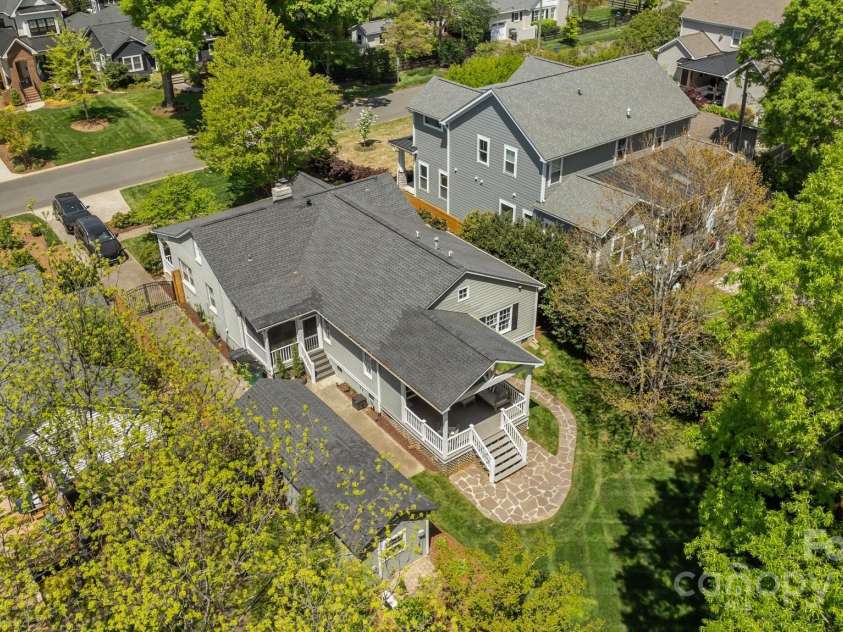 3019 Sunset Drive, Charlotte, NC 28209.  MLS# CAR4246474, YatesRealty ID 6560. 
